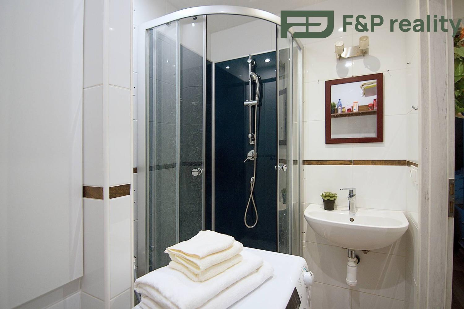 Prodej byt 1 + kk, 33㎡|Středočeský kraj, Kladno, Kročehlavy, Vodárenská 2323, 27201