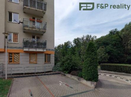 Pronájem - malý objekt/garáž