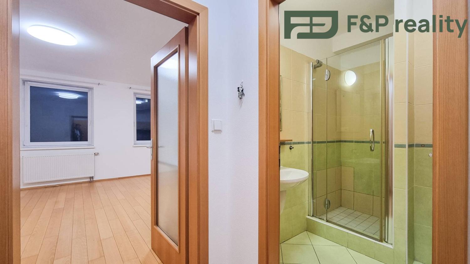 Pronájem byt 1 + kk, 33㎡|Hlavní město Praha, Praha, Praha 9, Libeň, Kovanecká 2390/7, 19000