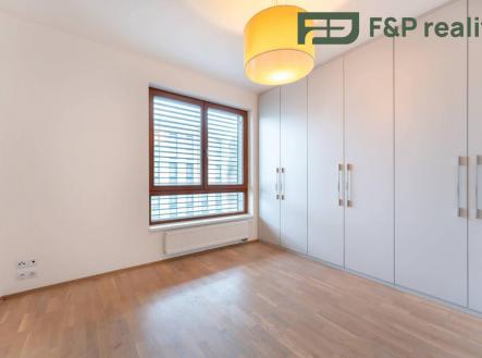 Pronájem bytu, 3+kk, 90 m²