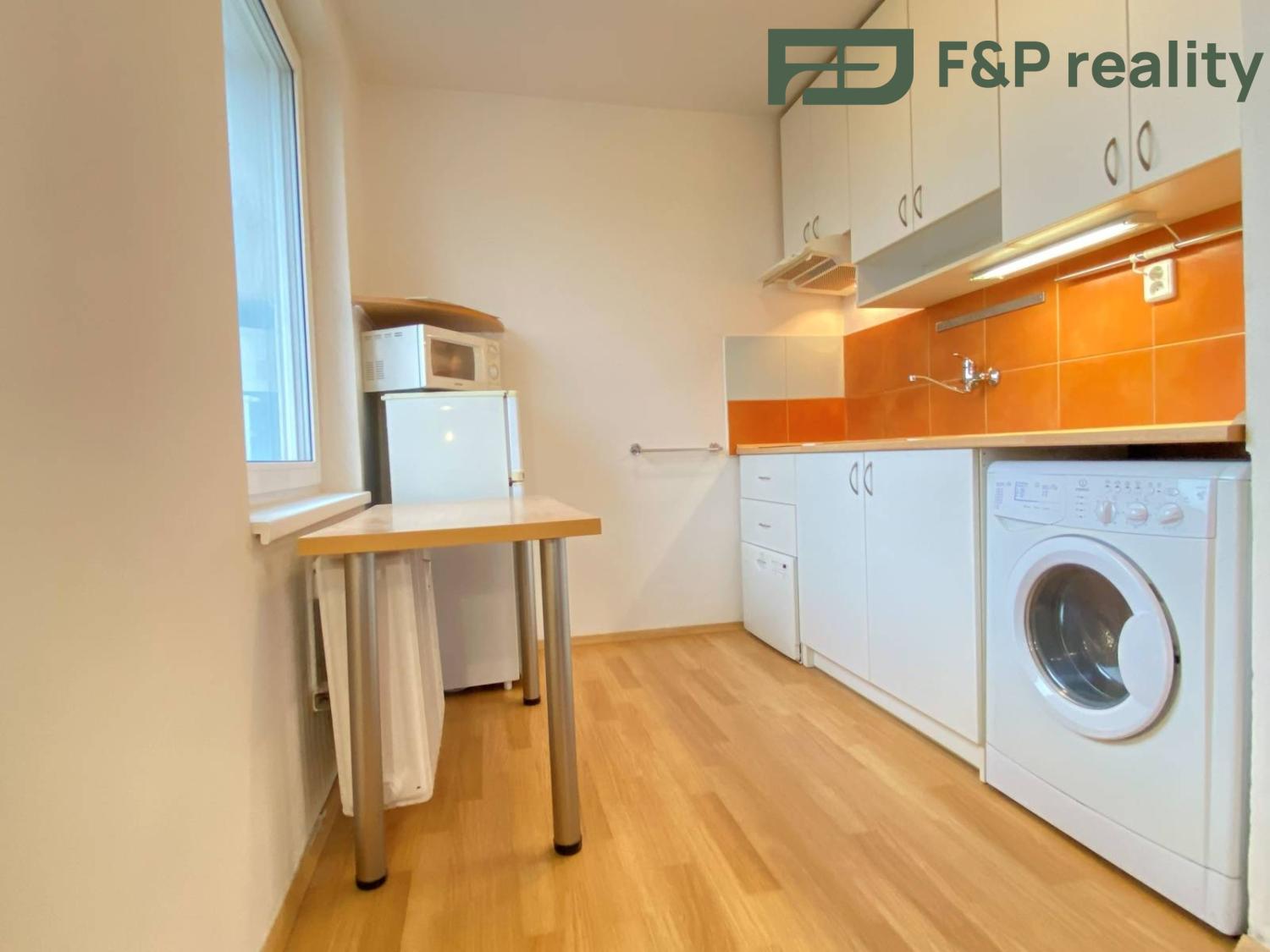 Pronájem byt 2 + kk, 42㎡|Hlavní město Praha, Praha, Praha 4, Michle, Na úlehli 1257/7, 14100