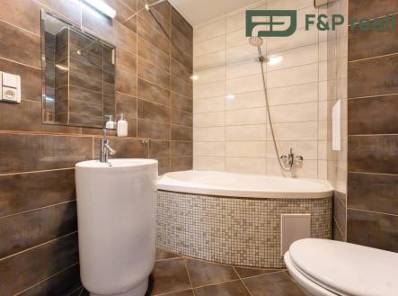 Pronájem bytu, 1+kk, 47 m²