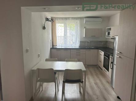 Pronájem bytu, 2+kk, 42 m²