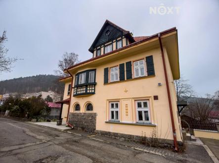 Prodej - dům/vila, 217 m²