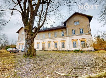 Prodej - dům/vila, 1 784 m²