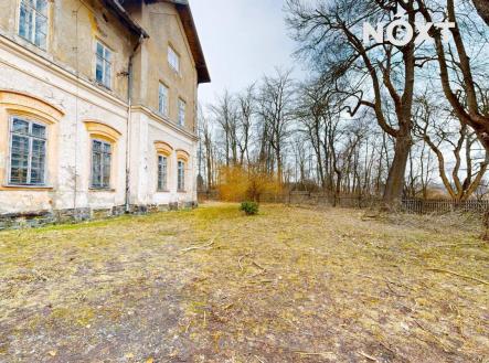 Prodej - dům/vila, 1 784 m²