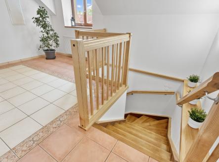 Prodej - dům/vila, 300 m²