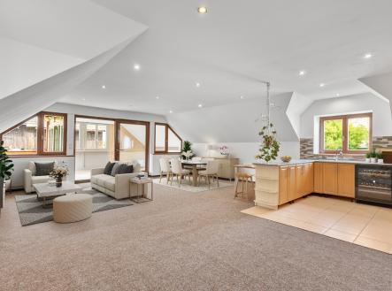 Prodej - dům/vila, 300 m²