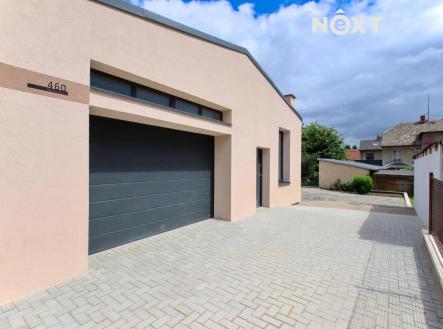 Pronájem - komerční objekt, obchodní centrum, 77 m²