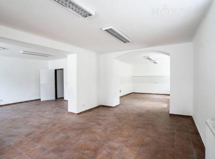 Prodej - komerční objekt, obchodní centrum, 98 m²