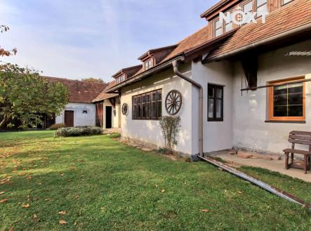 Prodej - dům/vila, 180 m²