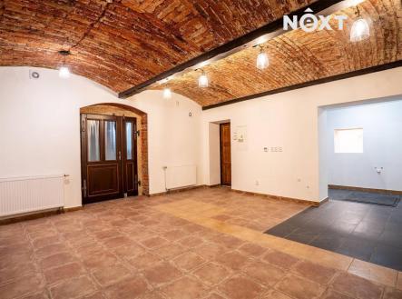 Prodej - komerční objekt, jiný, 204 m²