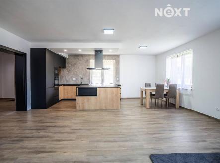 Prodej - dům/vila, 200 m²