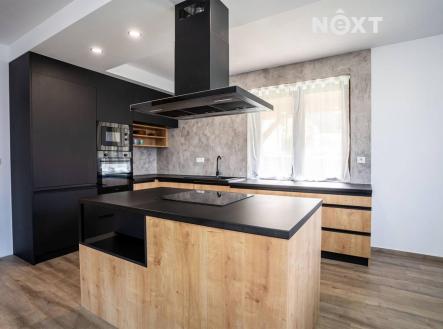 Prodej - dům/vila, 200 m²