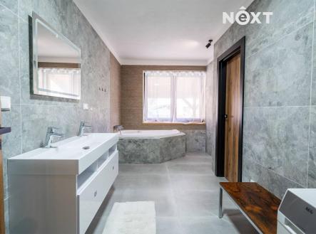 Prodej - dům/vila, 200 m²