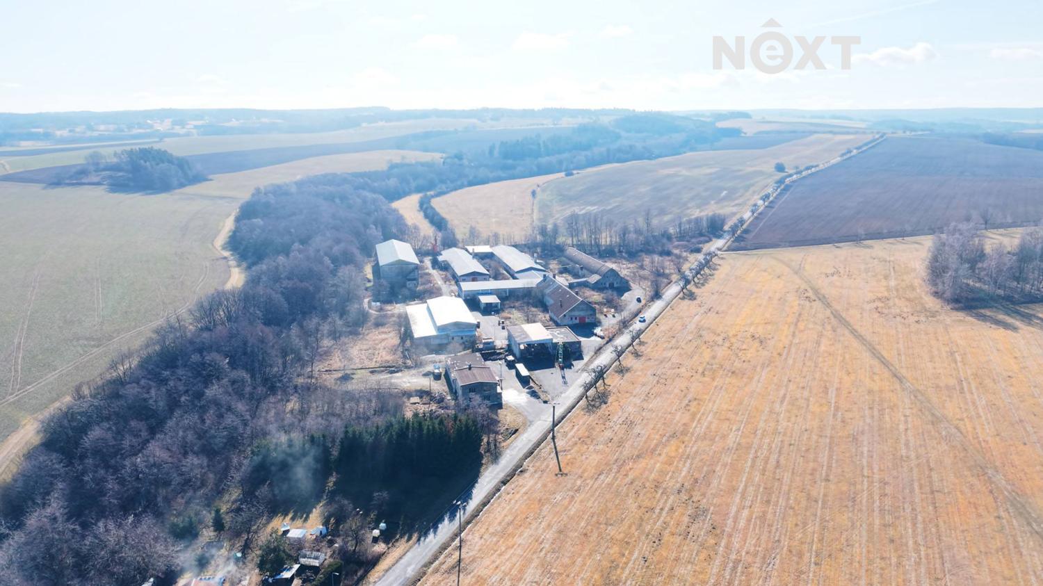 Prodej komerční Sklady, 8 000㎡