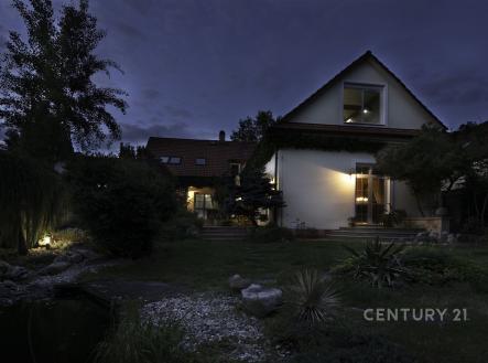 . | Prodej - dům/vila, 498 m²
