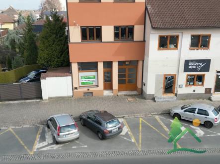 Pronájem - kanceláře, 63 m²