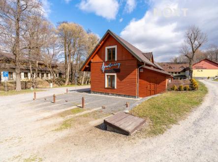 Prodej - komerční objekt, jiný, 467 m²