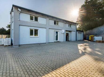 DSC01867.jpg | Prodej - obchodní prostor, 228 m²