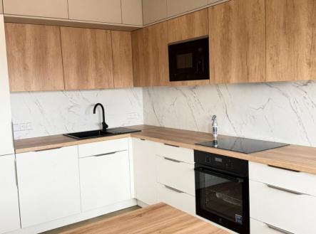 WhatsApp Image 2025-12-19 at 08.18.52 (1).jpeg | Prodej bytu, 3+kk, 100 m²