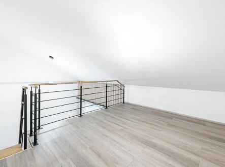 IMG_3724.jpeg | Pronájem bytu, 2+kk, 37 m²