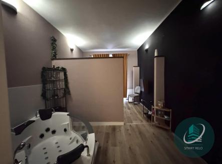 IMG_5128.jpeg | Pronájem - obchodní prostor, 55 m²