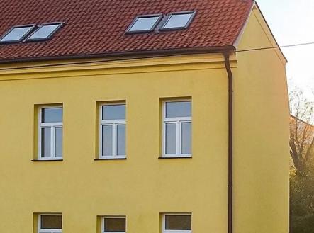 dumnusle3.jpg | Prodej - nájemní dům, 650 m²