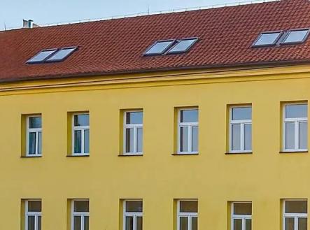 dumnusle2.jpg | Prodej - nájemní dům, 650 m²