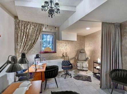 f310e2e8-5111-48c0-93b7-1eaf209e8f06.jpeg | Pronájem - obchodní prostor, 73 m²