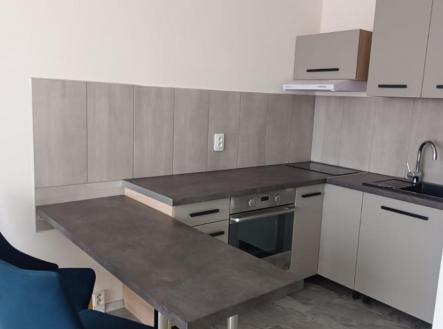 Pronájem bytu, 1+kk, 35 m² obrázek