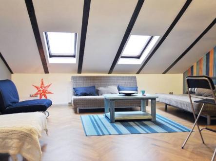 Pronájem bytu, 1+kk, 35 m² obrázek