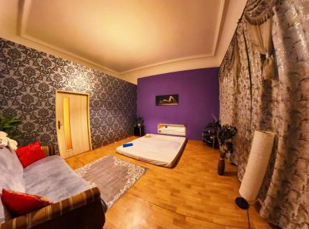 041021-Edit_web.jpg | Pronájem - obchodní prostor, 98 m²