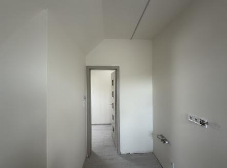 IMG_0015.jpeg | Pronájem bytu, 2+1, 50 m²