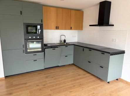 b54cd474-685a-47ff-b27e-1bc20f8367af.jpeg | Pronájem - dům/vila, 126 m²