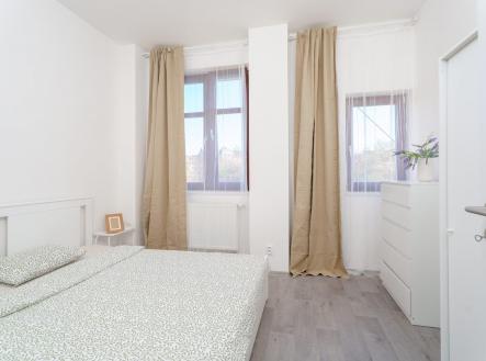 ba0e96ea-f609-47df-868c-e515194ca86a.jpeg | Pronájem bytu, 2+kk, 60 m²