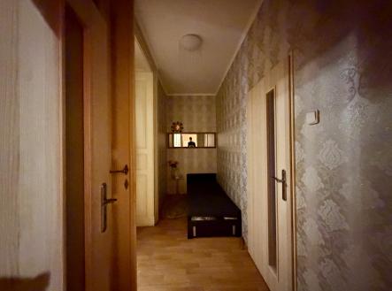 IMG_4872.jpeg | Pronájem - obchodní prostor, 98 m²