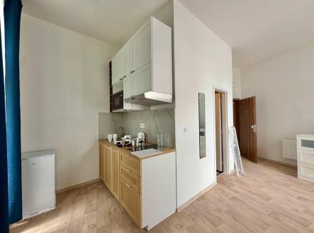02.jpg | Pronájem bytu, 1+kk, 35 m²