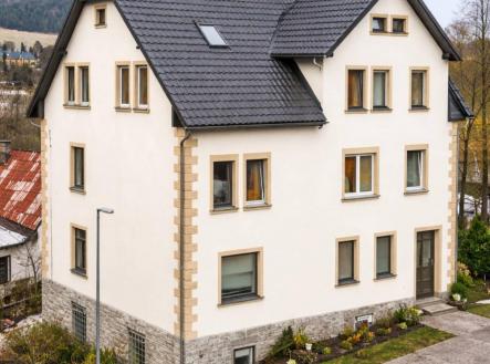 Prodej - dům/vila, 270 m²