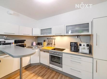 Pronájem bytu, 2+kk, 74 m²