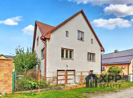 Prodej - dům/vila, 240 m²