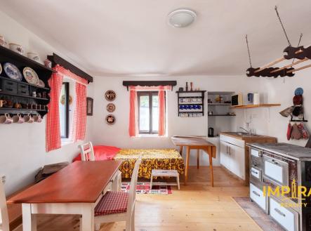 Dům č. 1 | Prodej - dům/vila, 300 m²