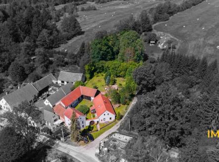 Exteriéry | Prodej - dům/vila, 300 m²