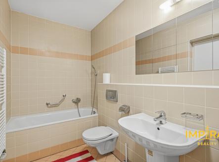 pcva9602.jpg | Pronájem bytu, 2+kk, 88 m²
