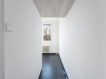 Pronájem bytu, 2+kk, 37 m²