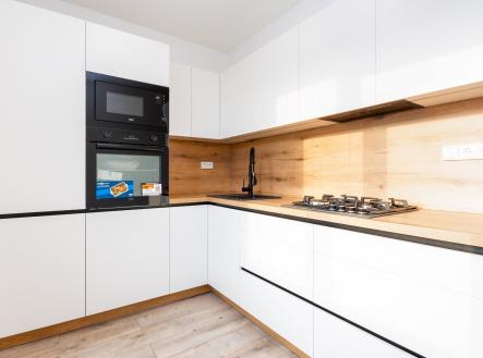 Pronájem bytu, 2+1, 48 m²