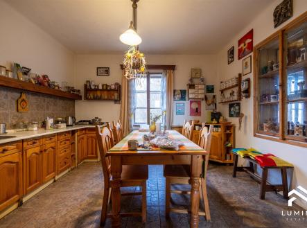 . | Prodej - dům/vila, 163 m²
