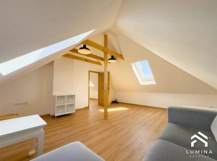 . | Prodej bytu, 2+kk, 81 m²