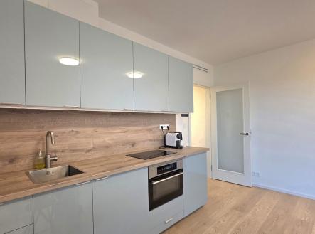 20251121_090950(1) | Pronájem bytu, 1+kk, 25 m²