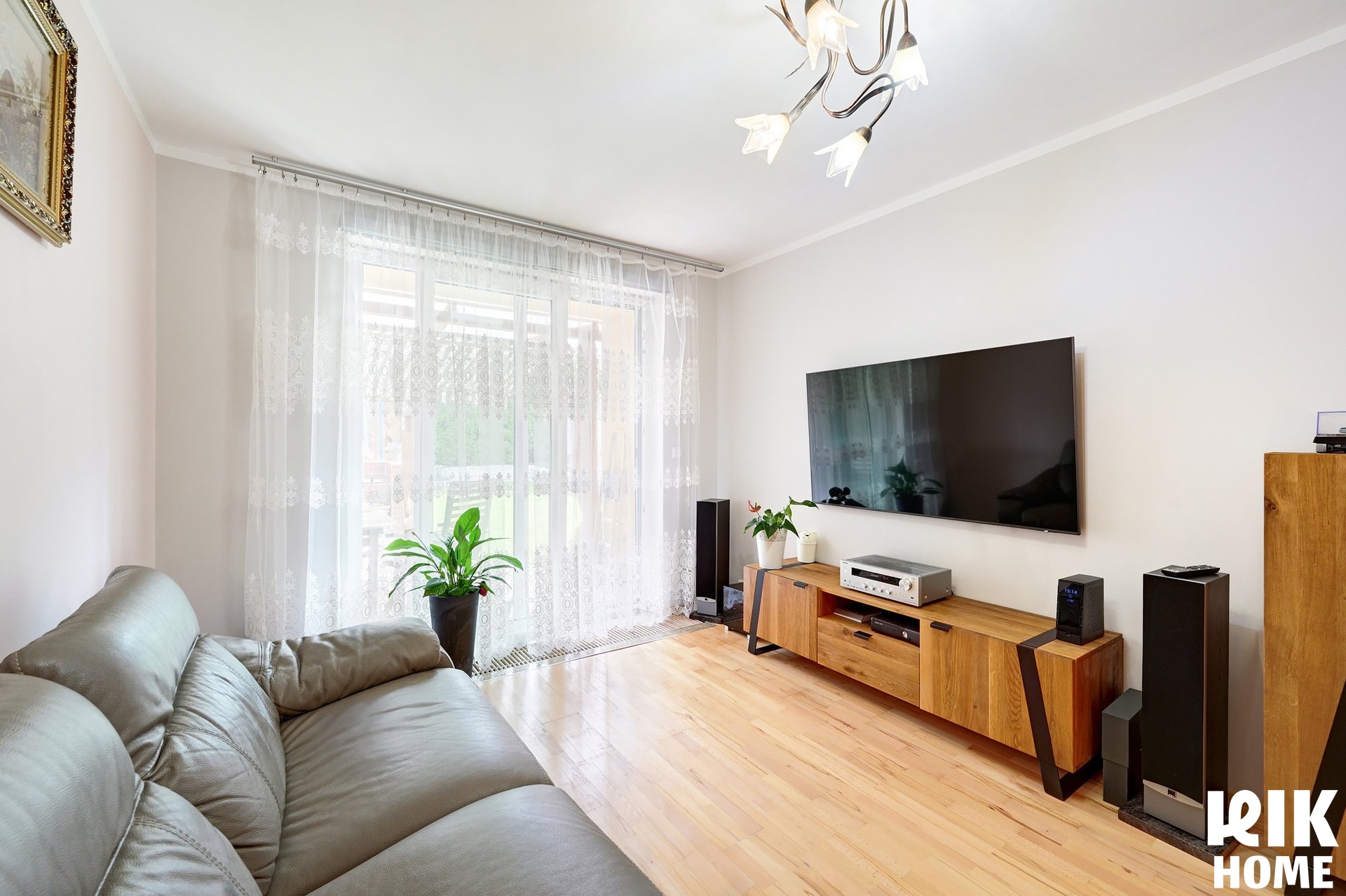 DSC_3801_00001And3more_Fusion-Natural